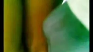 నీలం టీ షర్టులో టాటూ వేసిన అమ్మాయి ఒక సెక్స్ సెక్స్ తెలుగు తెలుగు తెలుగు విద్యార్థితో ఇంట్లోనే సెక్స్ చేయాలనుకుంటుంది