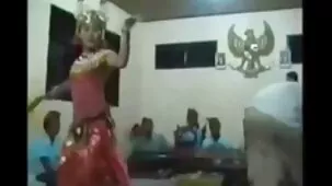 నల్లటి జుట్టు గల స్త్రీని తో స్నేహితురాలు తర్వాత లెస్బియన్ ముద్దాడుతాడు ఆమె స్నేహితురాలు న సెక్స్ సెక్స్ తెలుగు వీడియో తడి పూకు